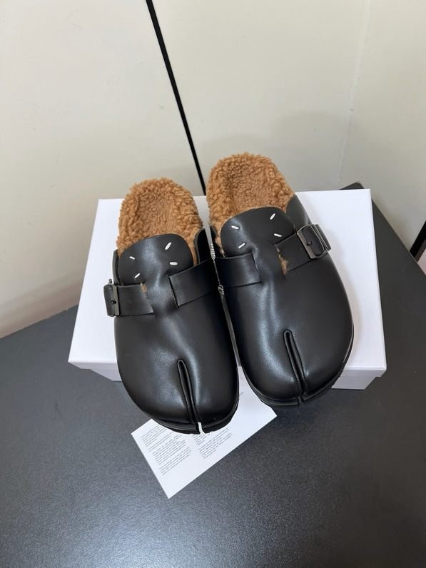 Мюли кожаные на меху фото 5