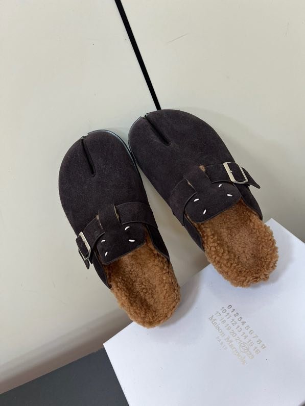 Мюли кожаные на меху фото 5