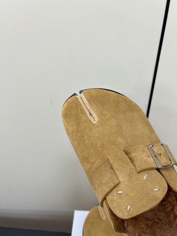 Мюли кожаные на меху фото 7