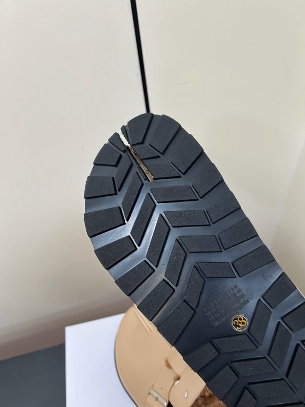 Мюли кожаные на меху фото 8