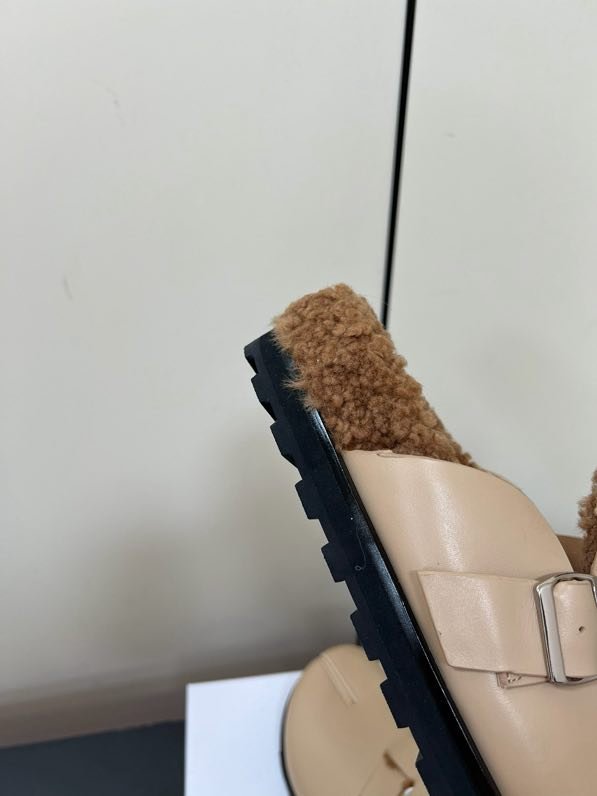 Мюли кожаные на меху фото 9