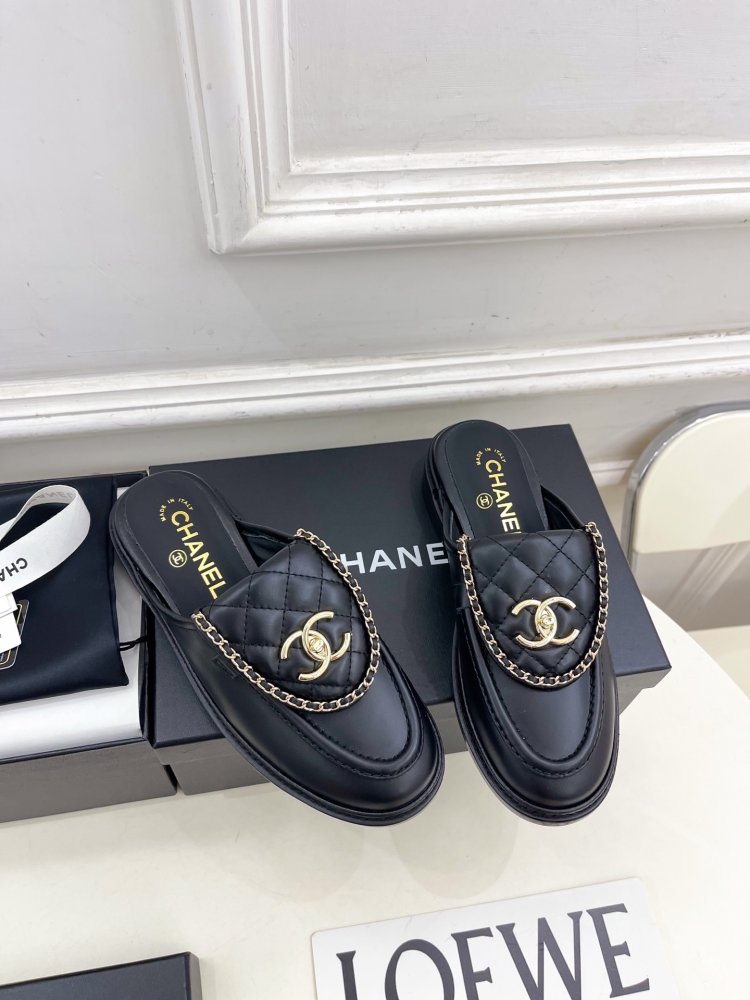 Мюли leather from buckle and double chain фото 2