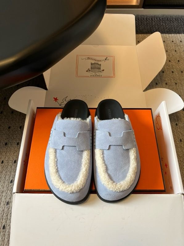 Мюли шкіряні жіночі на хутрі