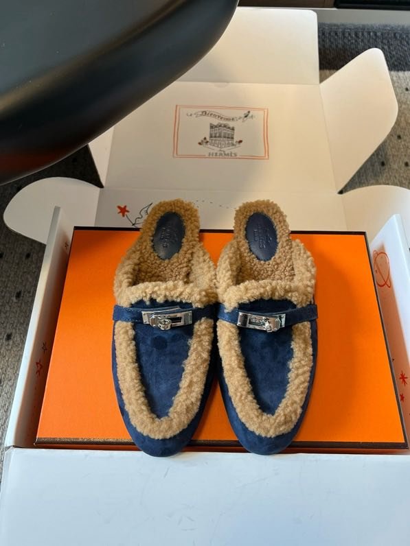 Мюли шкіряні жіночі на хутрі