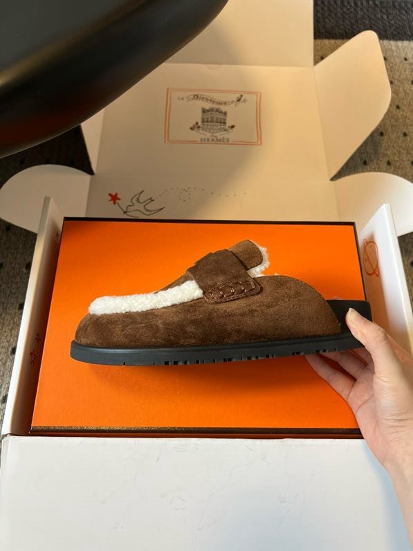 Мюли шкіряні жіночі на хутрі фото 2