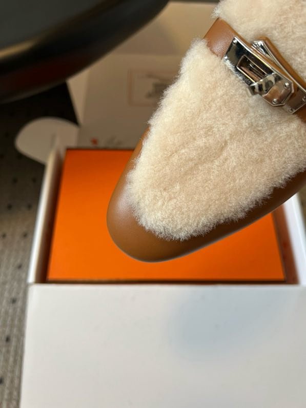 Мюли шкіряні жіночі на хутрі фото 2