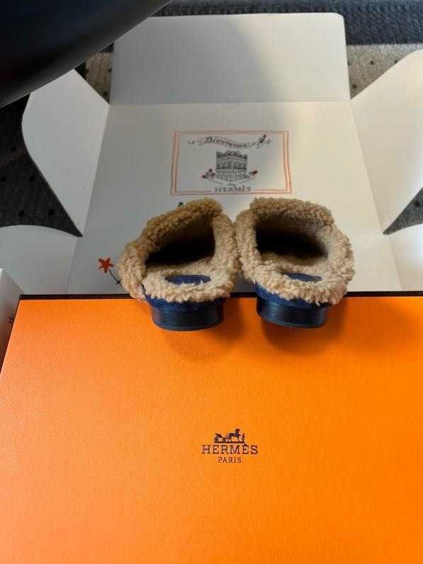 Мюли шкіряні жіночі на хутрі фото 2