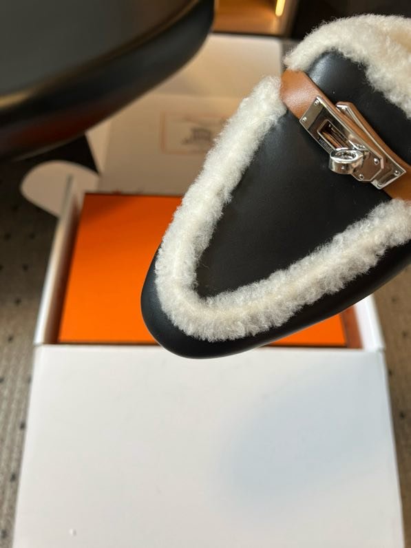 Мюли шкіряні жіночі на хутрі фото 3