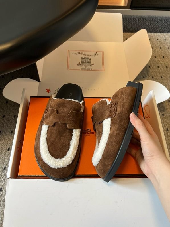 Мюли шкіряні жіночі на хутрі фото 4