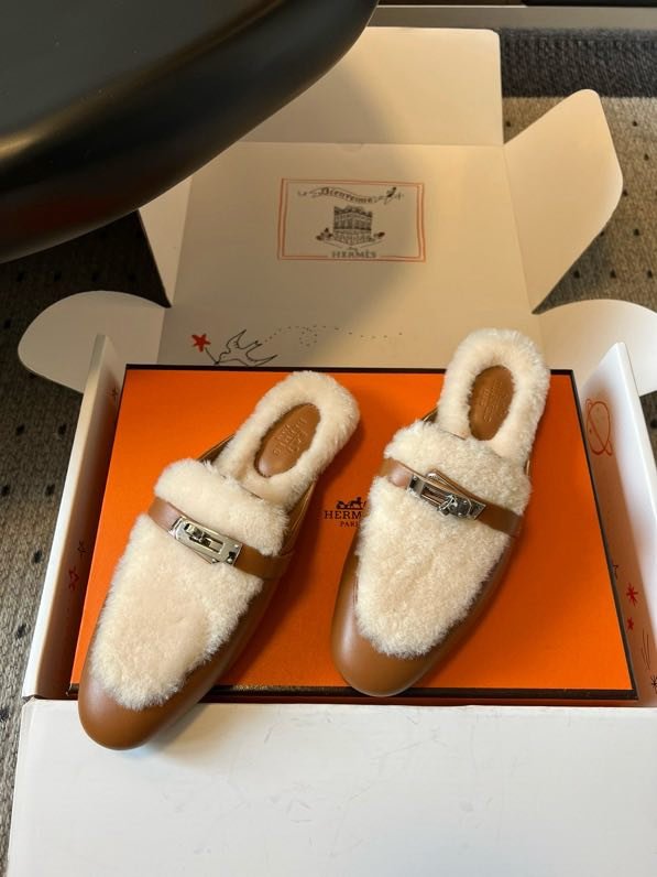 Мюли шкіряні жіночі на хутрі фото 4