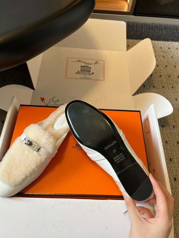 Мюли шкіряні жіночі на хутрі фото 6