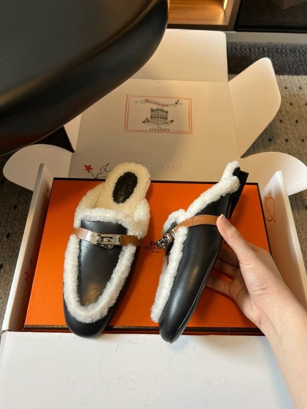 Мюли шкіряні жіночі на хутрі фото 8