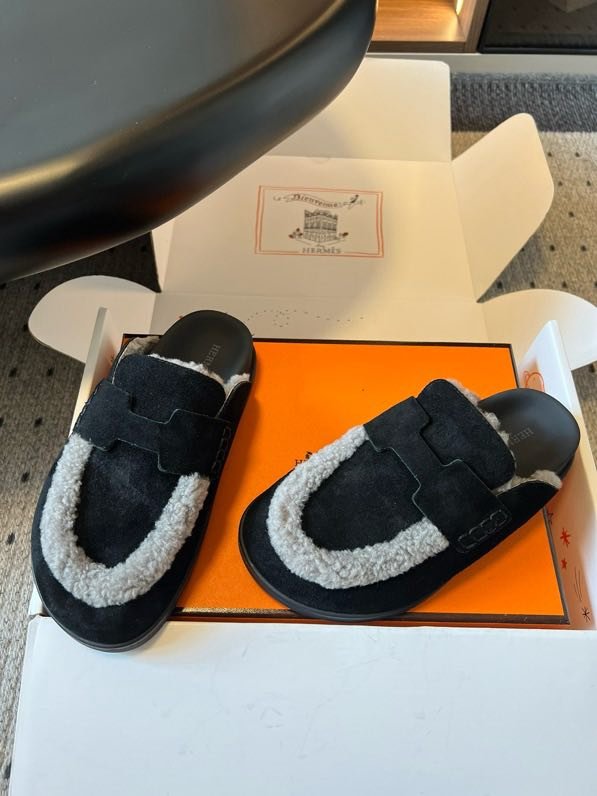 Мюли шкіряні жіночі на хутрі фото 9