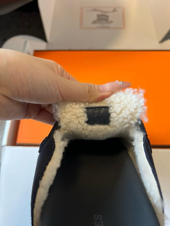 Мюли шкіряні жіночі на хутрі фото 9