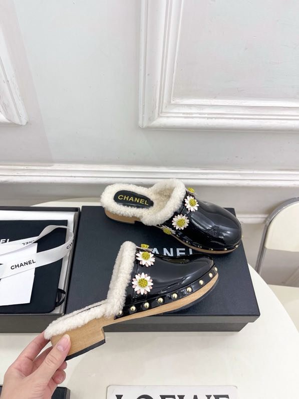 Мюли кожаные женские