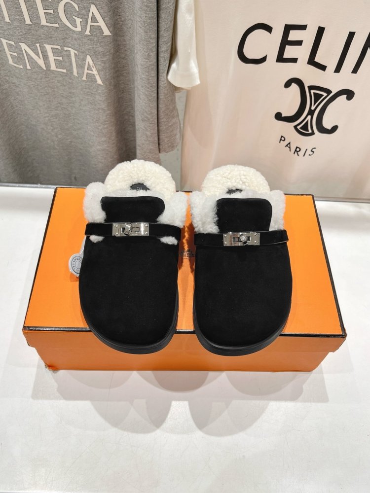 Мюли on fur women's