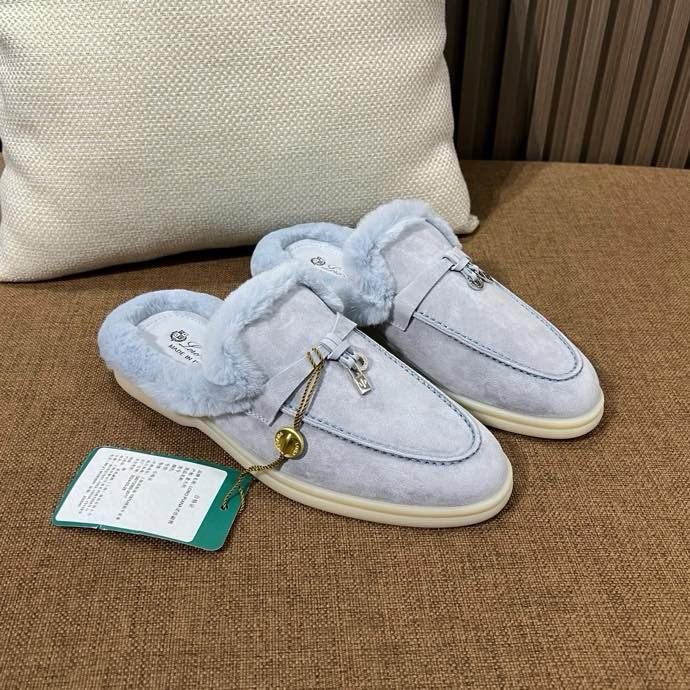 Мюли on fur women's