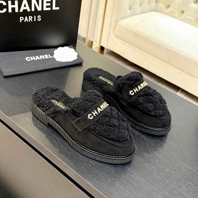 Мюли on fur women's