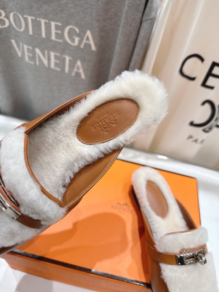 Мюли на меху женские фото 6