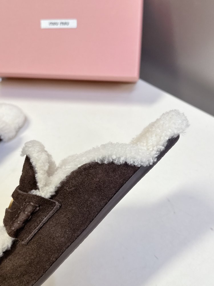 Мюли на меху женские фото 8