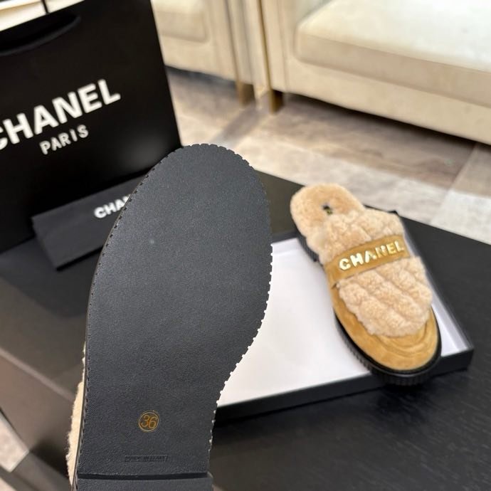 Мюли на хутрі жіночі фото 8