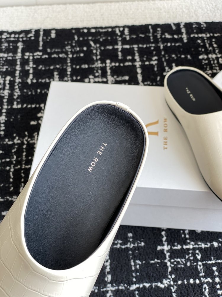 Мюли женские фото 8