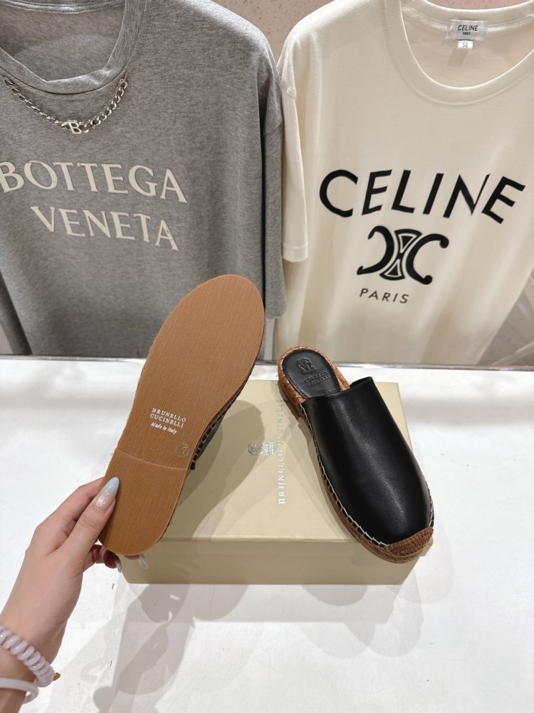 Мюли женские фото 9