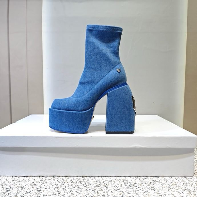 Модные ботильоны на высоком каблуке
