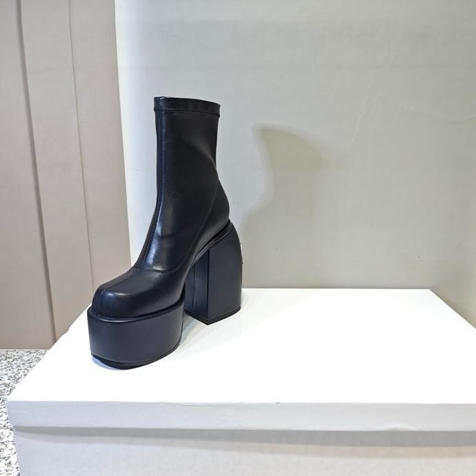 Модные ботильоны на высоком каблуке фото 2