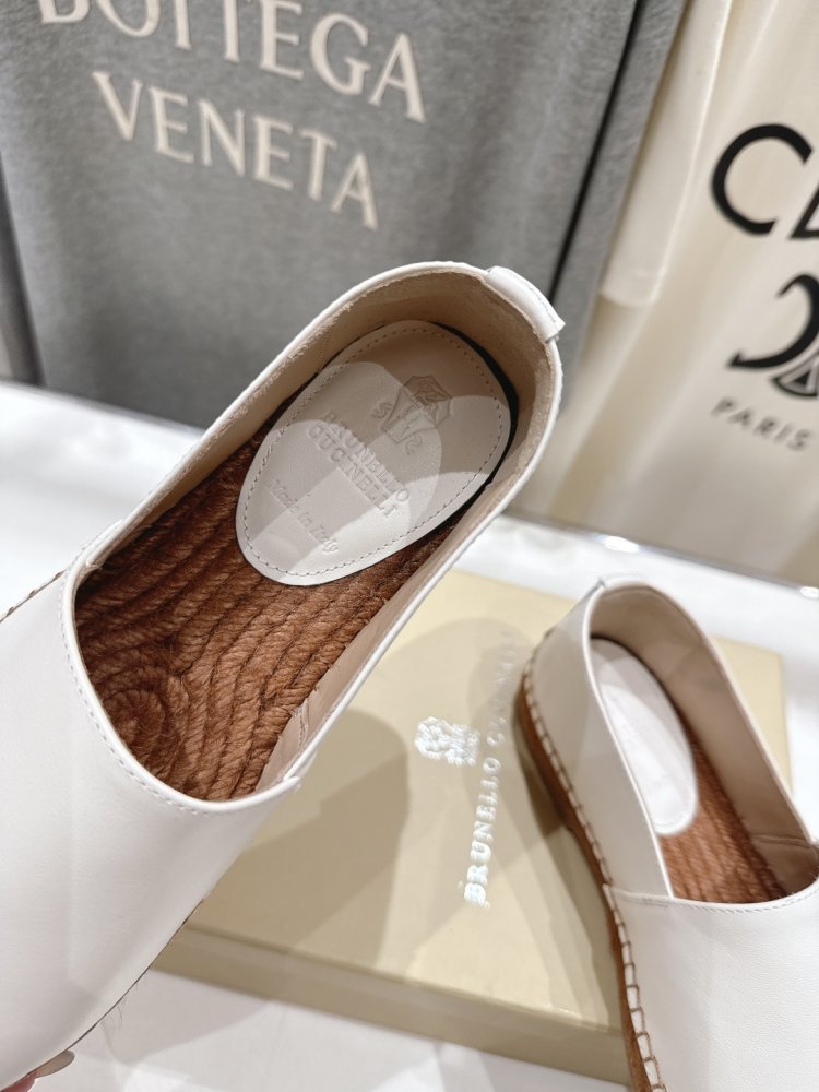 Мокасины женские фото 6