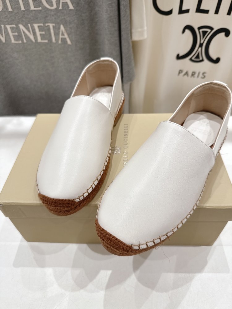 Мокасины женские фото 7