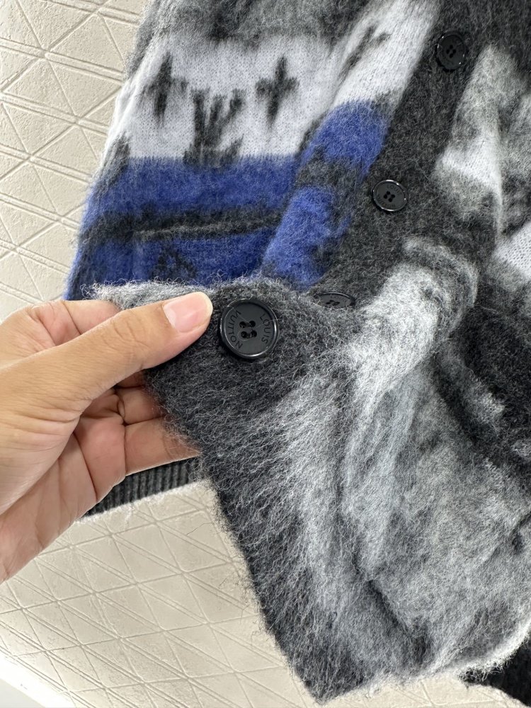 Mohair cardigan фото 8