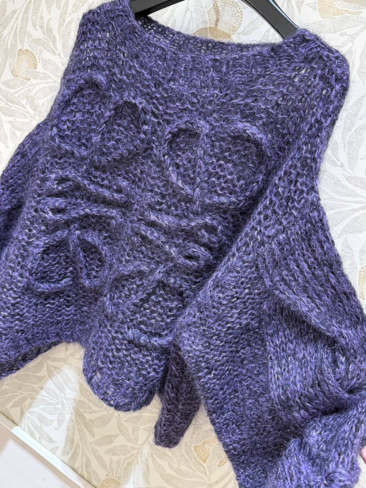 Мохеровый свитер женский фото 4