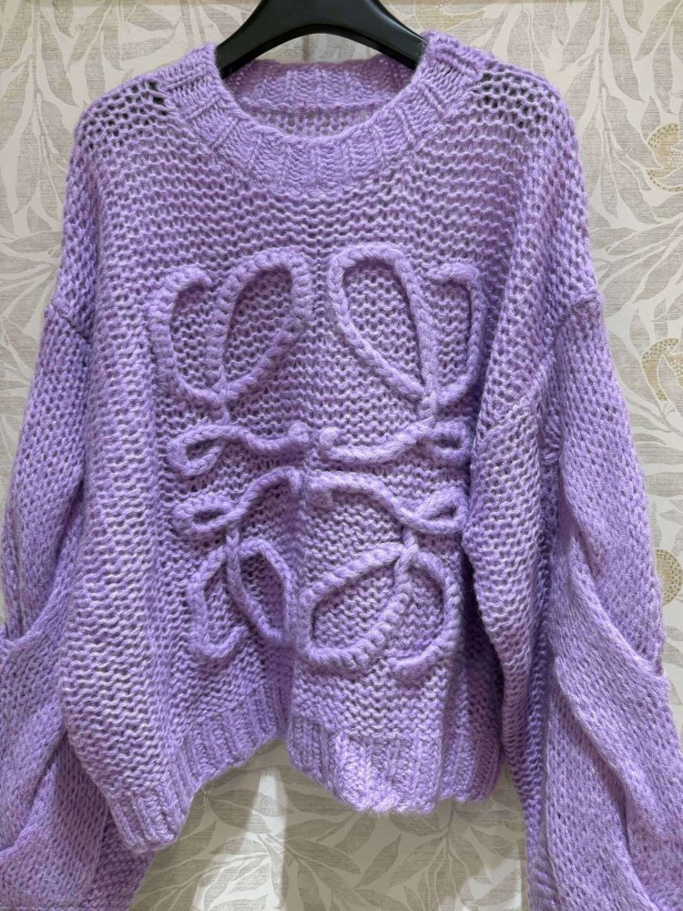 Мохеровый свитер женский фото 5