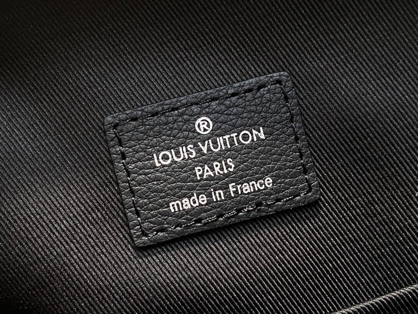 Мужская нагрудная сумка Sling Avenue M14953 Black фото 11