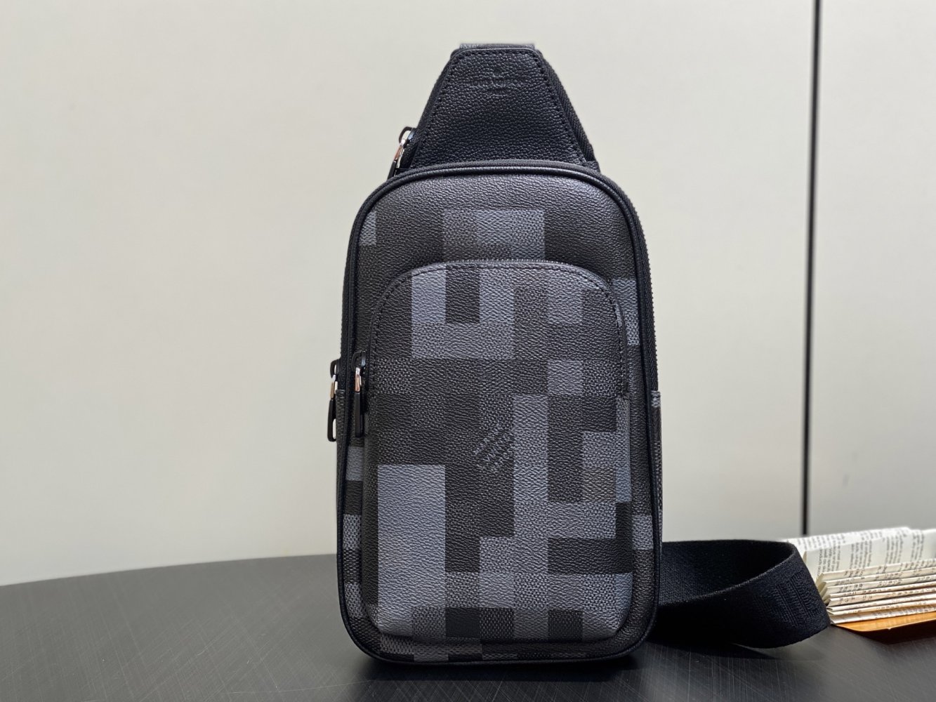 Мужская нагрудная сумка Sling Avenue M14953 Black