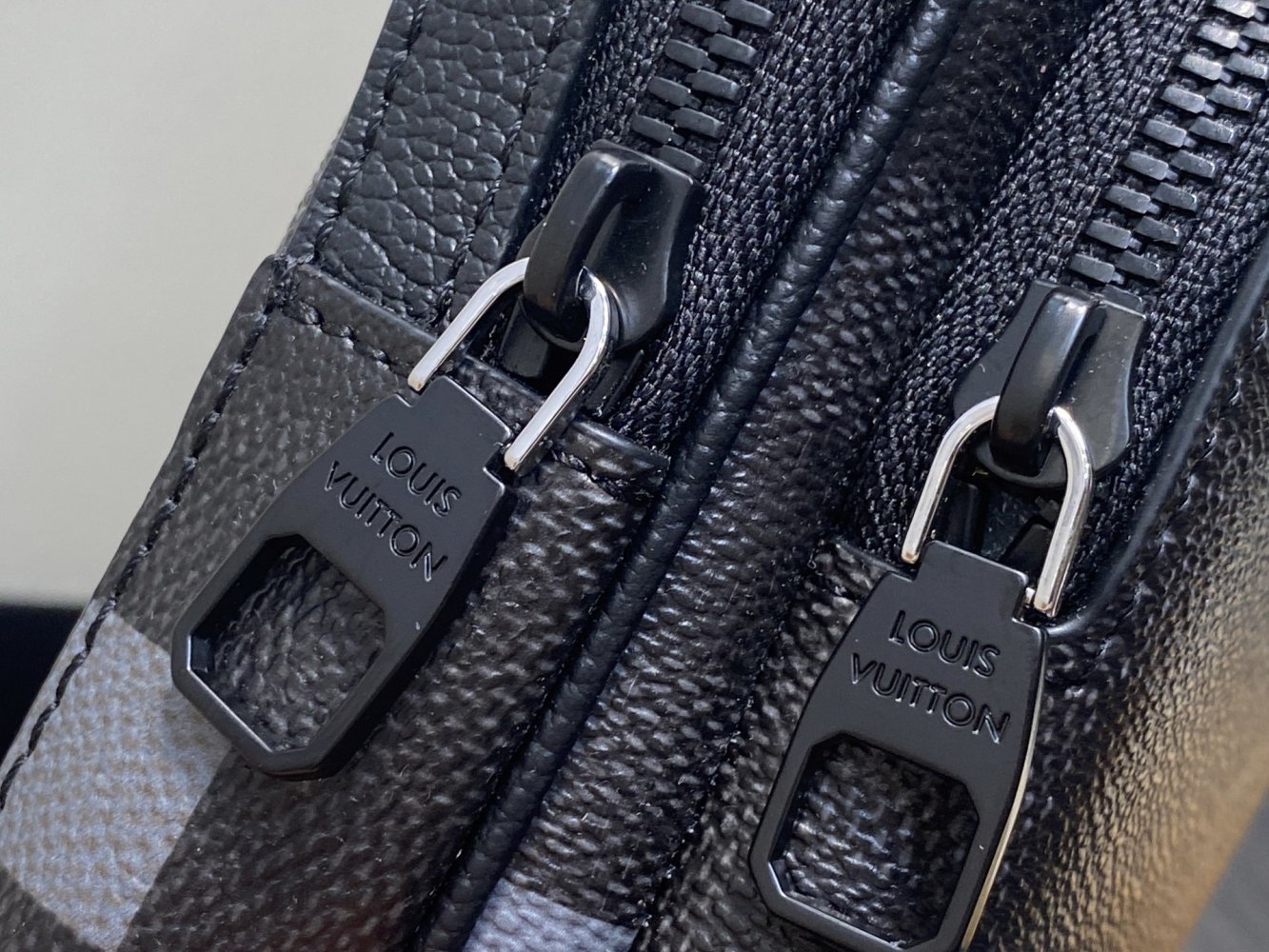 Мужская нагрудная сумка Sling Avenue M14953 Black фото 6