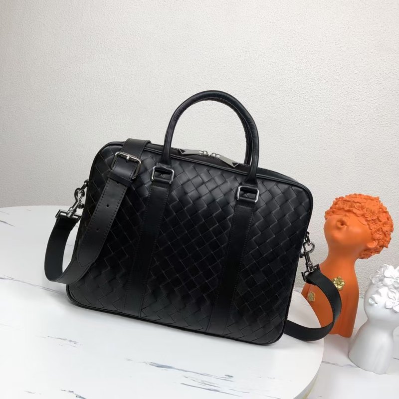 Мужская сумка портфель 38 см из плетеной кожи