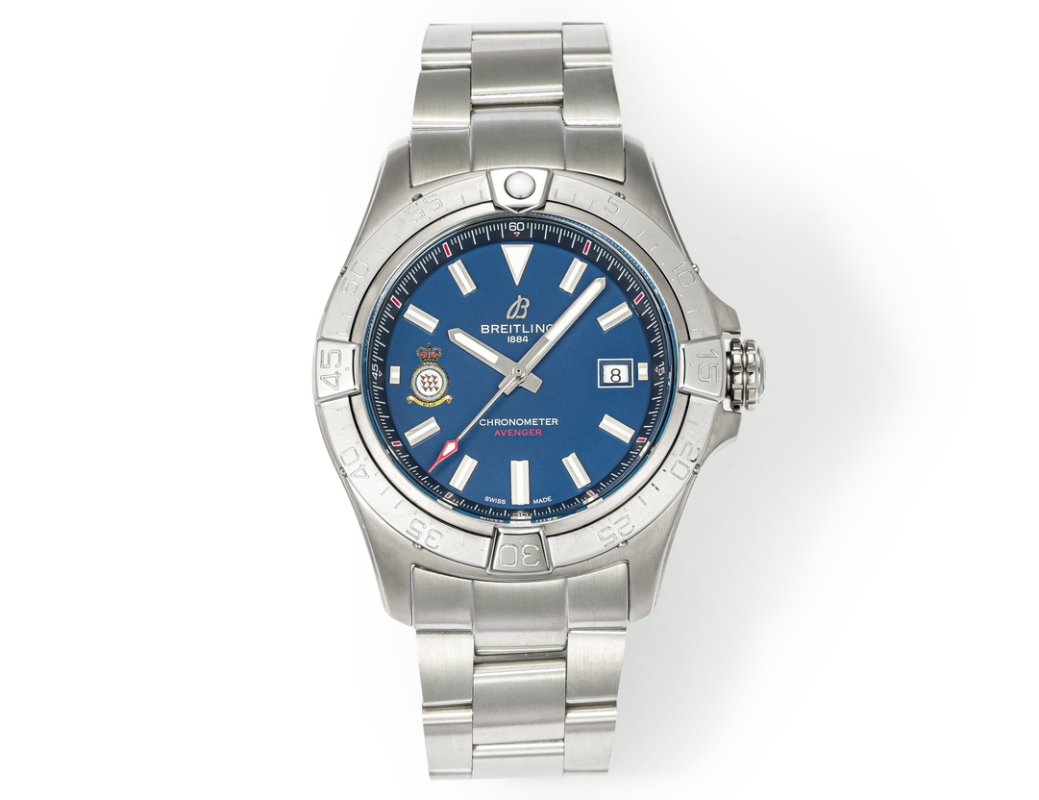 Мужские часы 42 мм Breitling Avenger A17328101