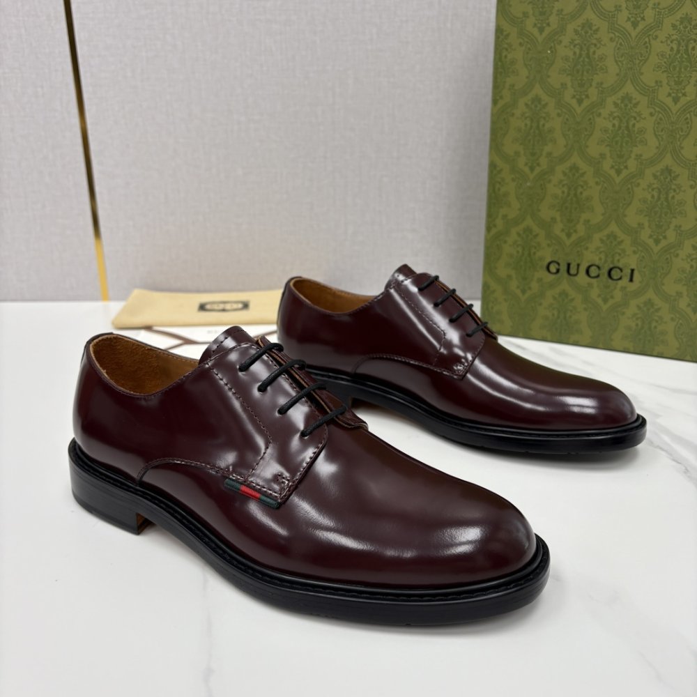 Men's classic shoes