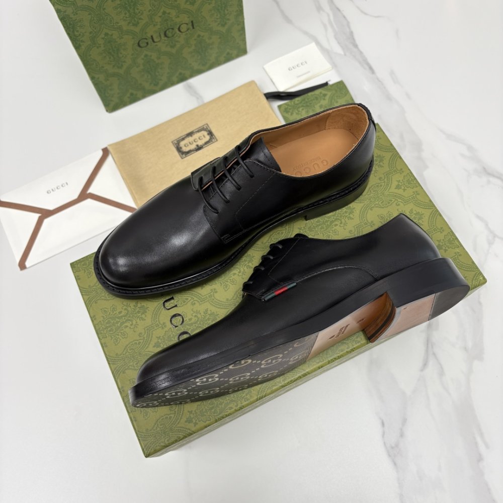 Чоловічі класичні туфлі фото 3