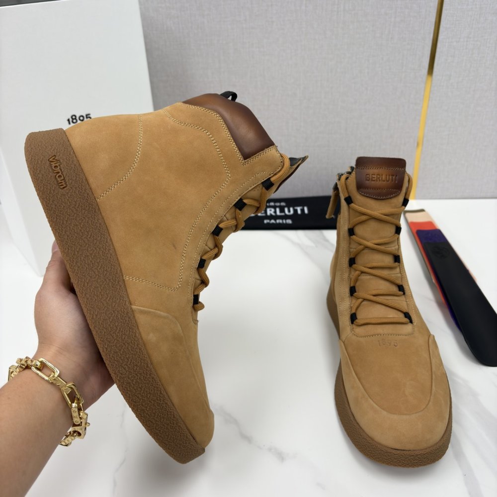 Мужские высокие походные ботинки фото 6