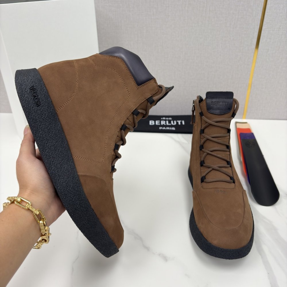 Мужские высокие походные ботинки фото 6