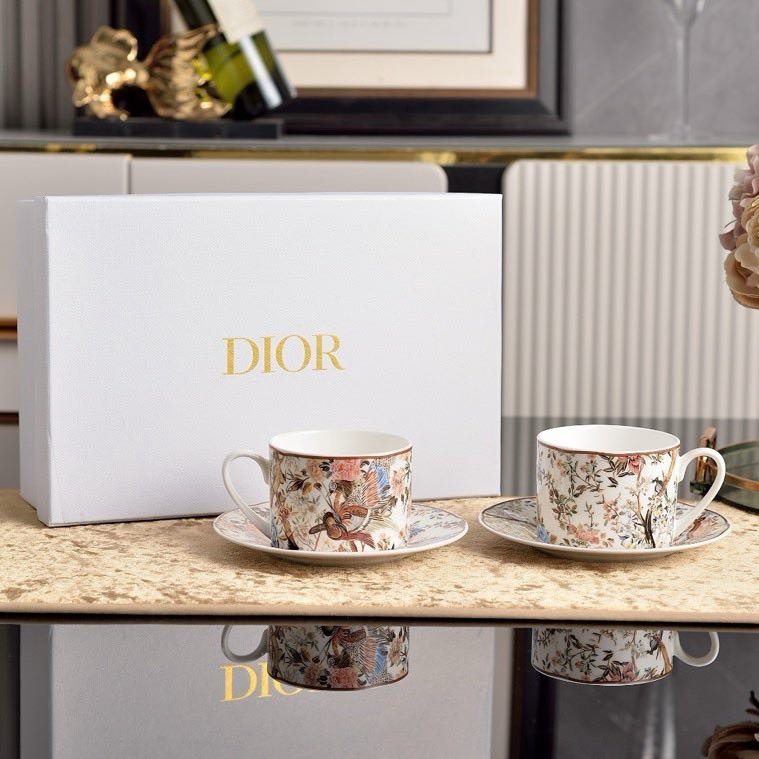 Набор чашек с блюдцами фарфоровые Dior Phoenix Sunrise