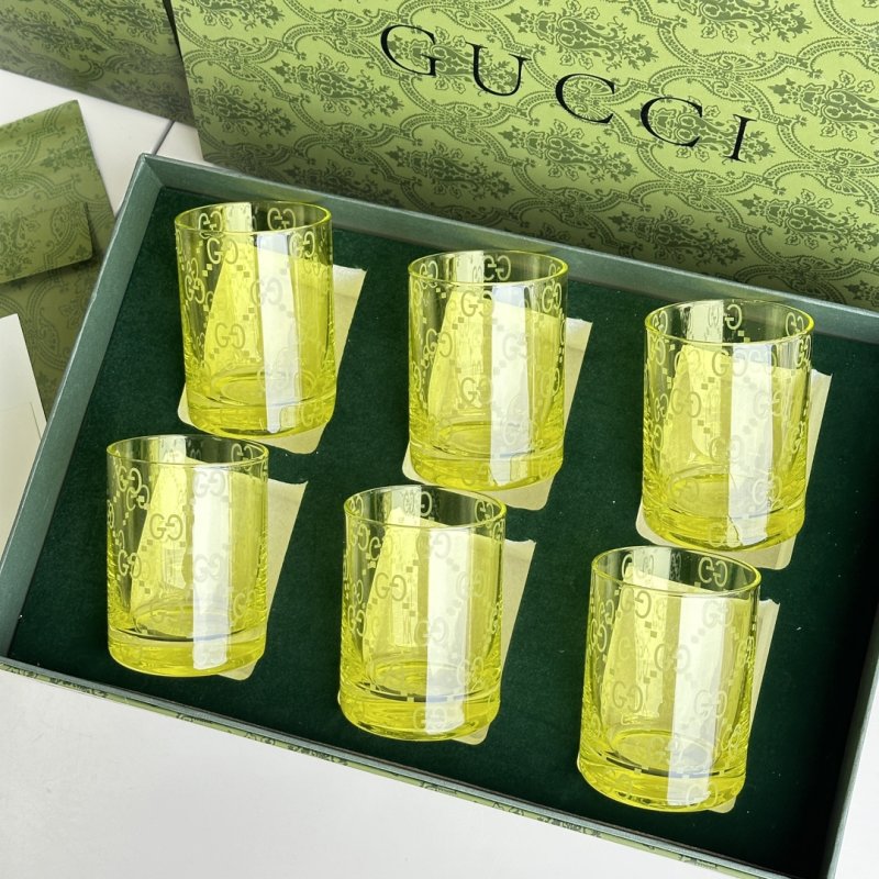 Набор хрустальных бокалов