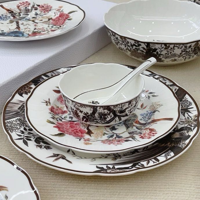 Набор посуды Dior Maison из костаного фарфора, 41 предмет фото 4