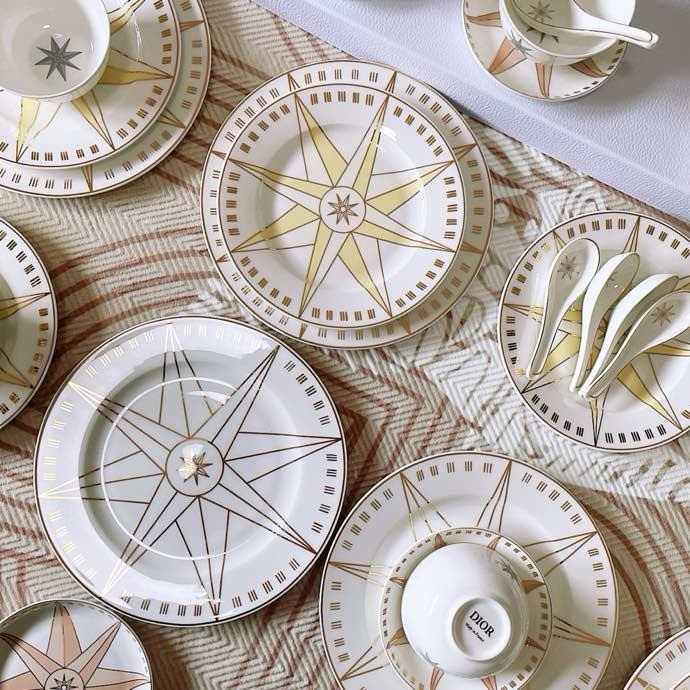 Набор посуды Dior Rose DesVents Lucky Star Collection из костаного фарфора, 41 предмет фото 3