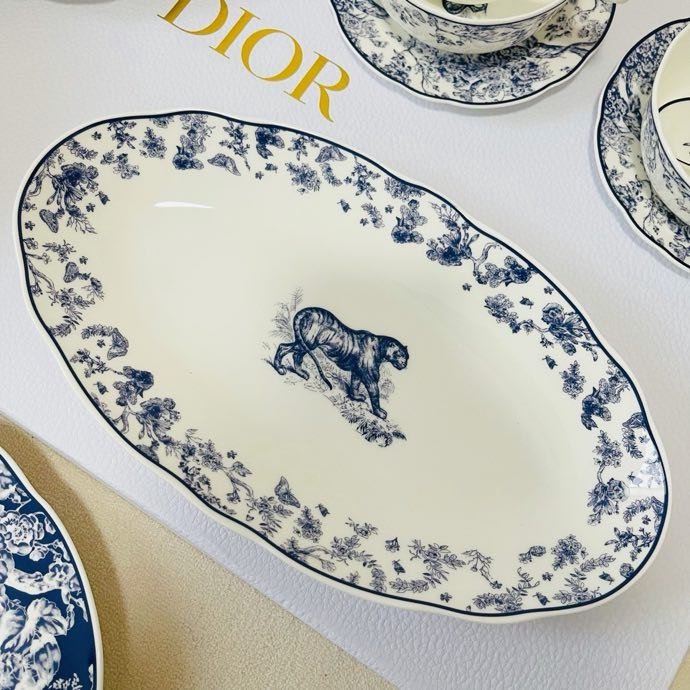 Набор посуды из костаного фарфора, 41 предмет фото 2