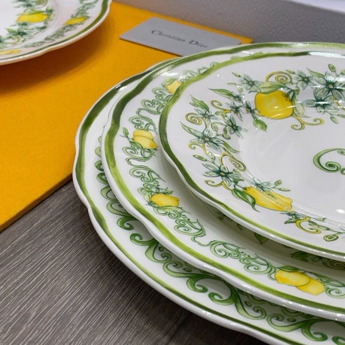 Набор посуды из костаного фарфора, 41 предмет фото 4