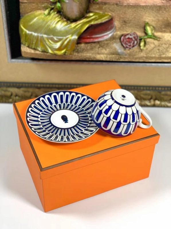 Набор посуды из костяного фарфора фото 4